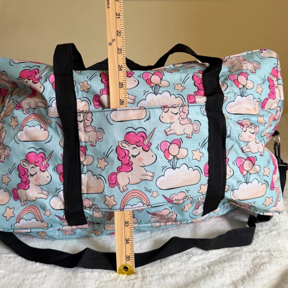 Foldable Unicorn Print Travel Weekender - Picture 4 of 12